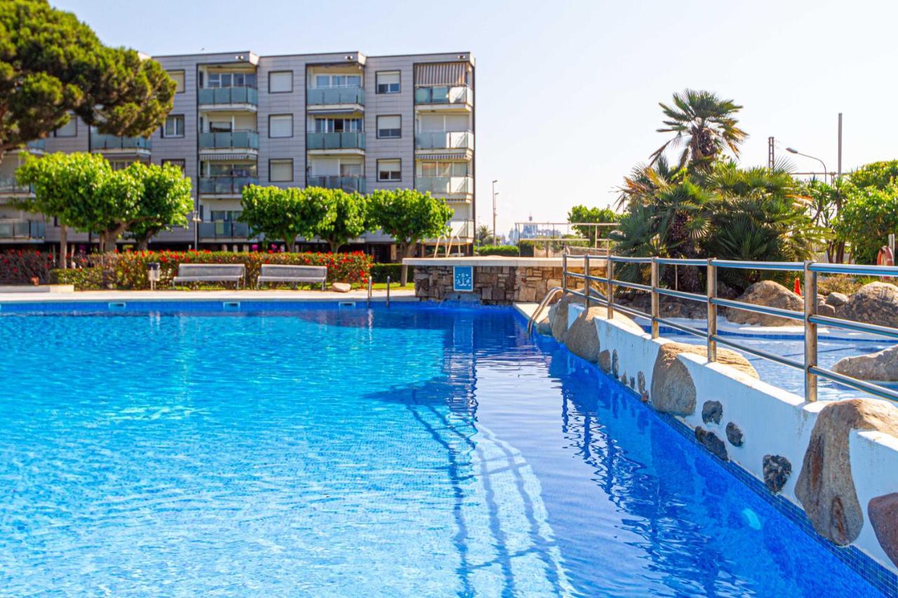 Residencial Costamar Next Bcn, 50M Beach With Swimming Pool Cabrera de Mar Extérieur photo